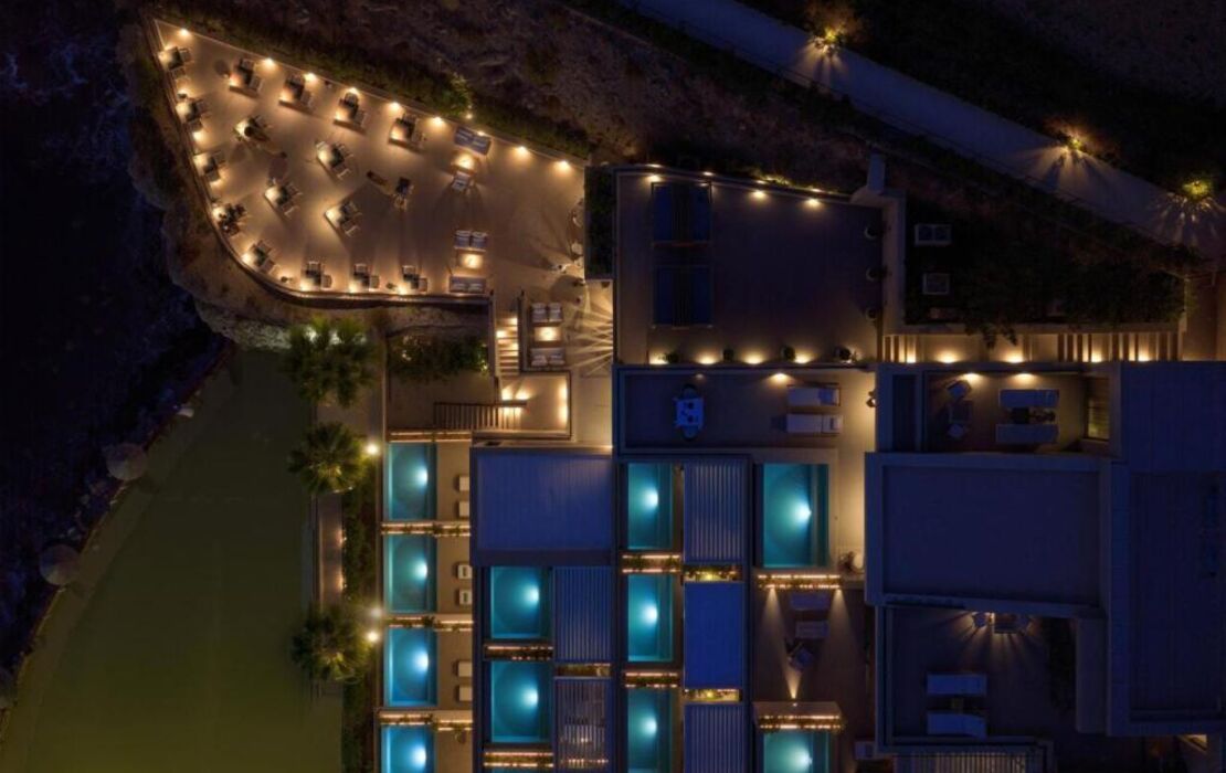 Castello Infinity Suites - Adults Only