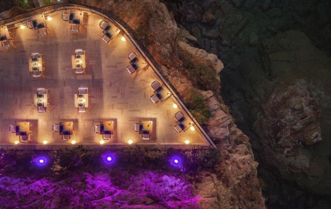 Castello Infinity Suites - Adults Only