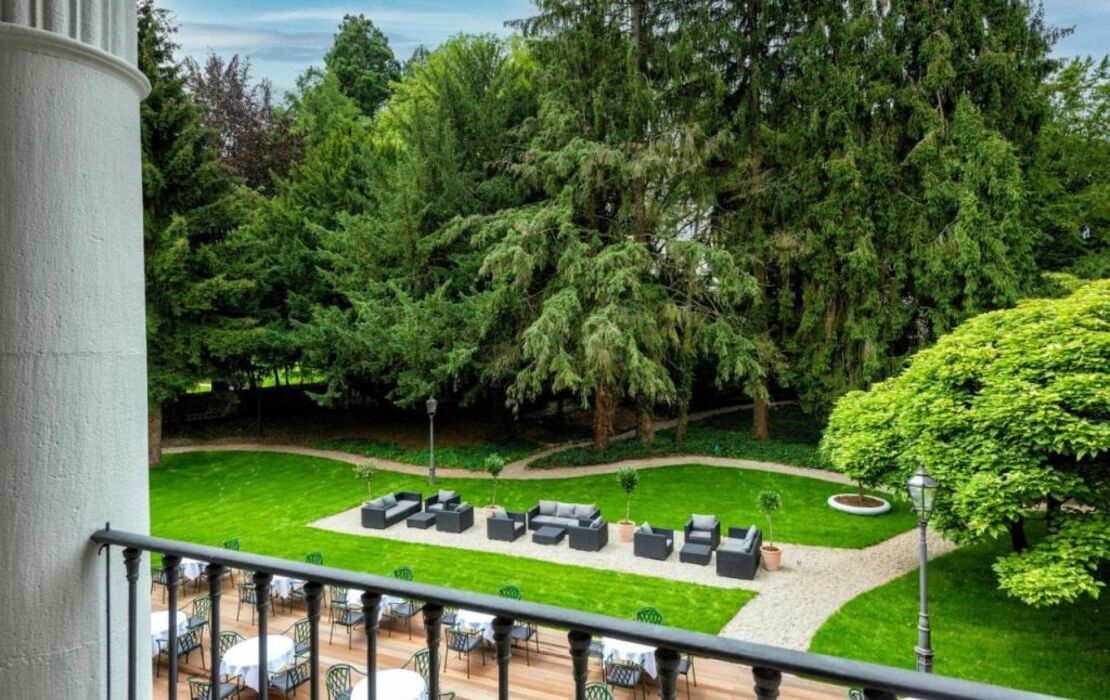 Badischer Hof Baden-Baden - Leonardo Limited Edition