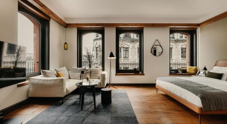 DO & CO Hotel München