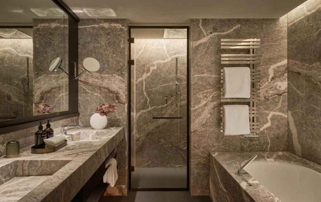 The Florentin by Althoff Collection