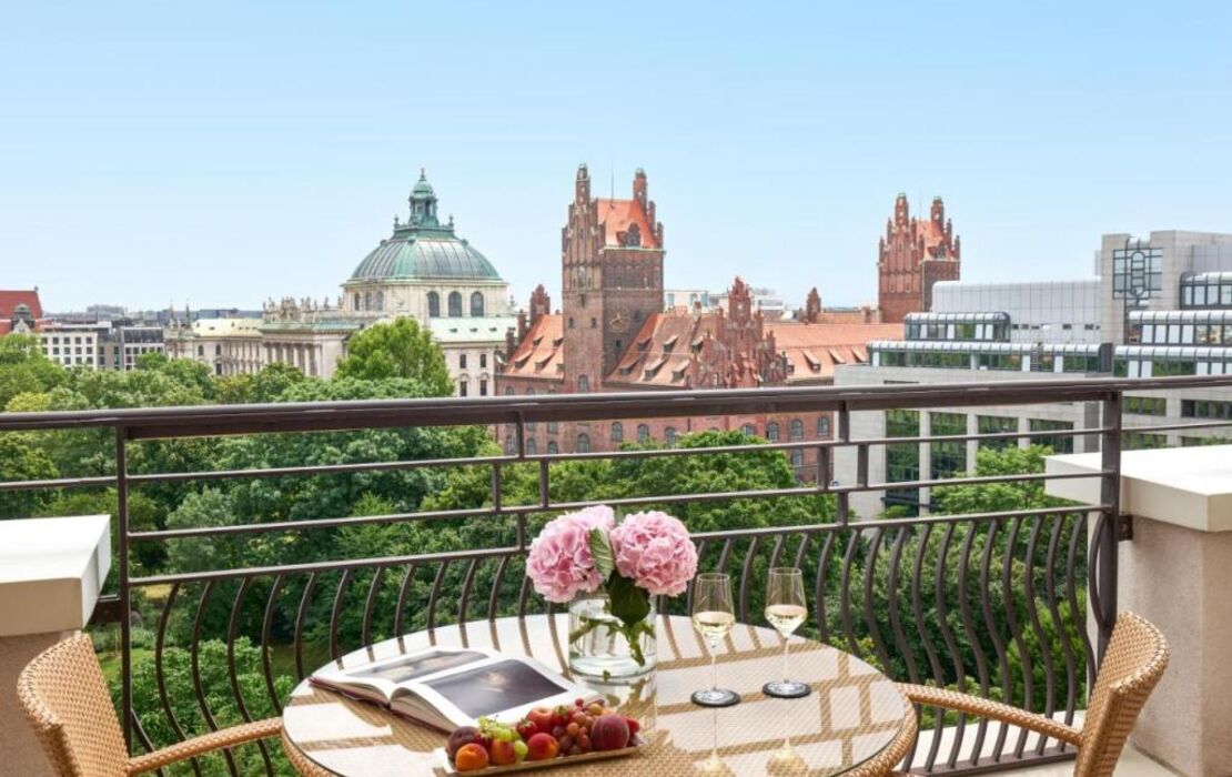 Rocco Forte The Charles Hotel