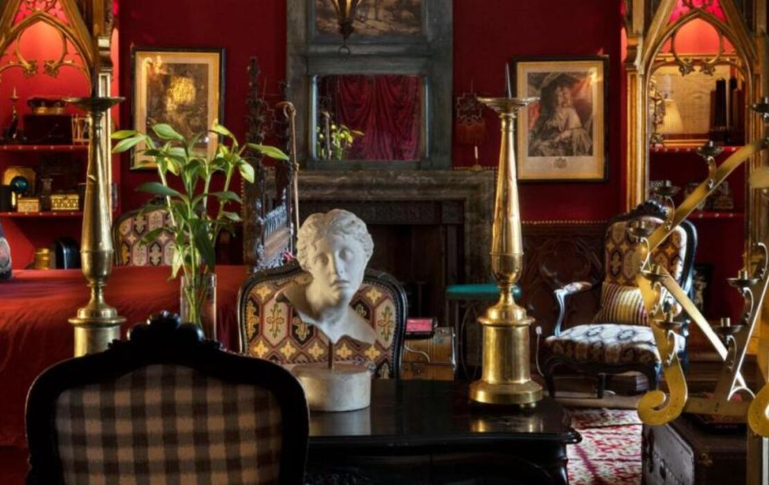 The Witchery by the Castle