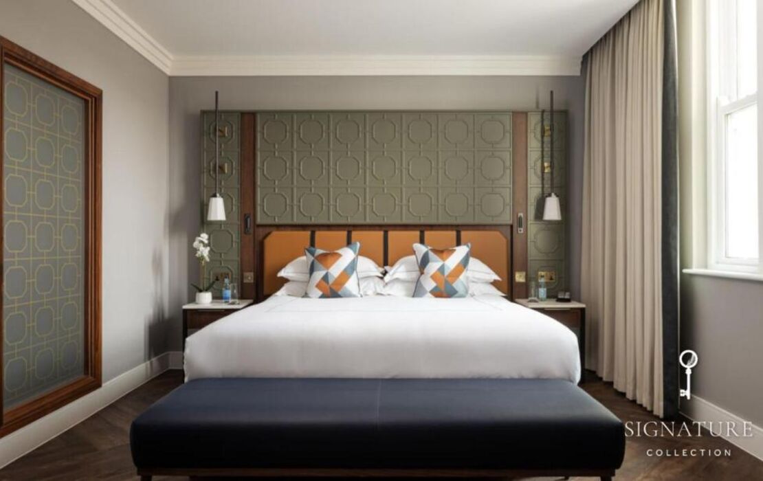 The Parkgate Hotel