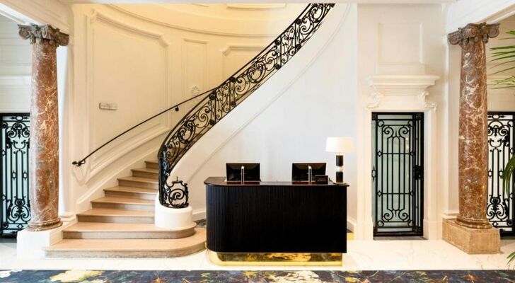 Sapphire House Antwerp, Autograph Collection