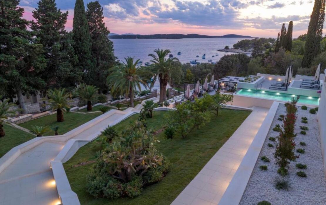 Hotel Moeesy, Blue & Green Oasis - Adults Only