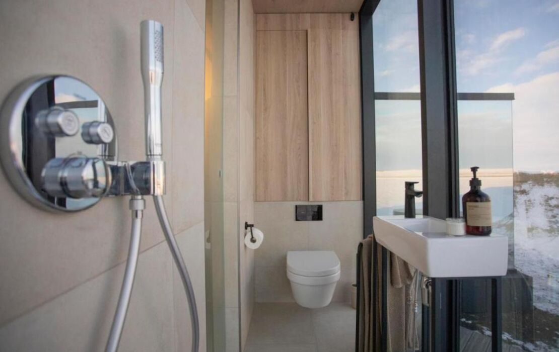 AURA Retreat Iceland