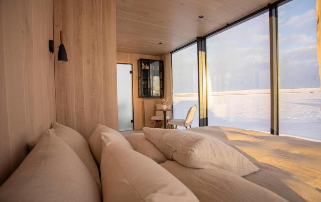 AURA Retreat Iceland