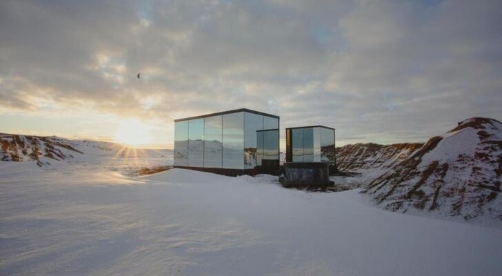 AURA Retreat Iceland