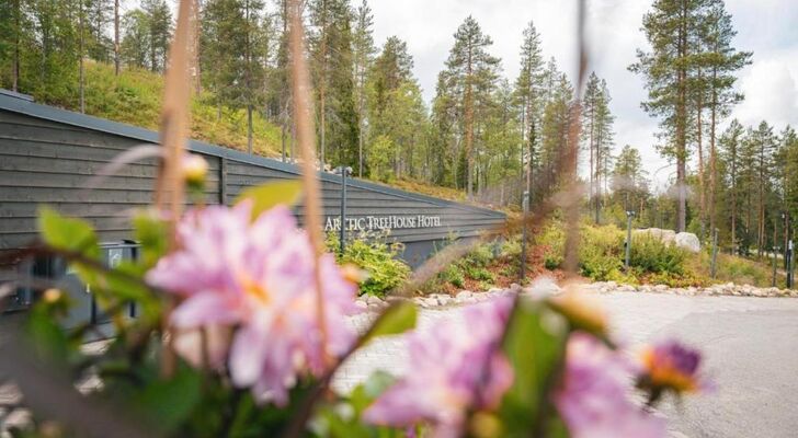 Arctic TreeHouse Hotel