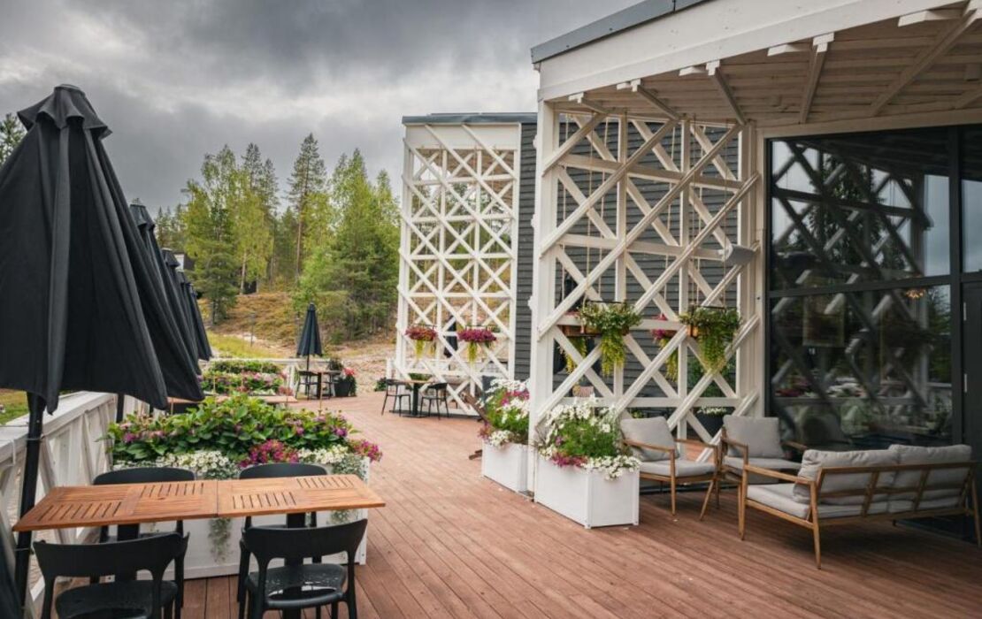 Arctic TreeHouse Hotel