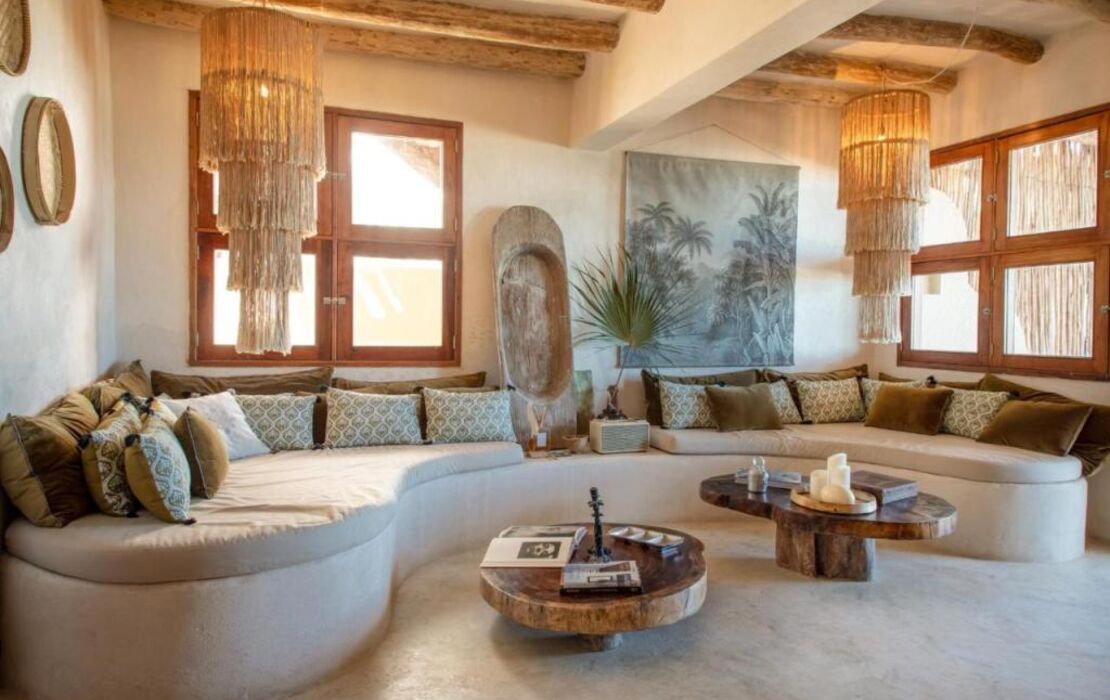 CASA CAT BA Beachfront Boutique Hotel