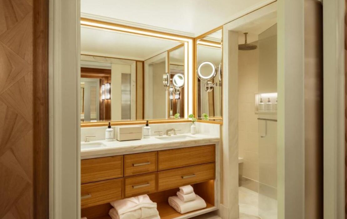 The Surrey, A Corinthia Hotel