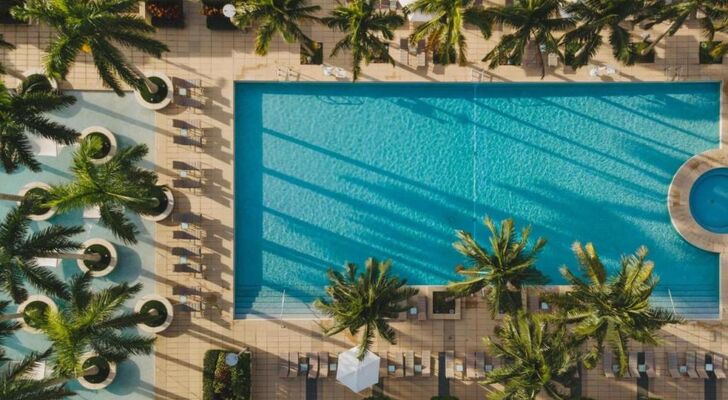 Four Seasons Hotel Miami