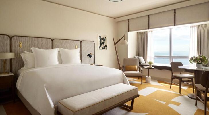 Four Seasons Hotel Miami