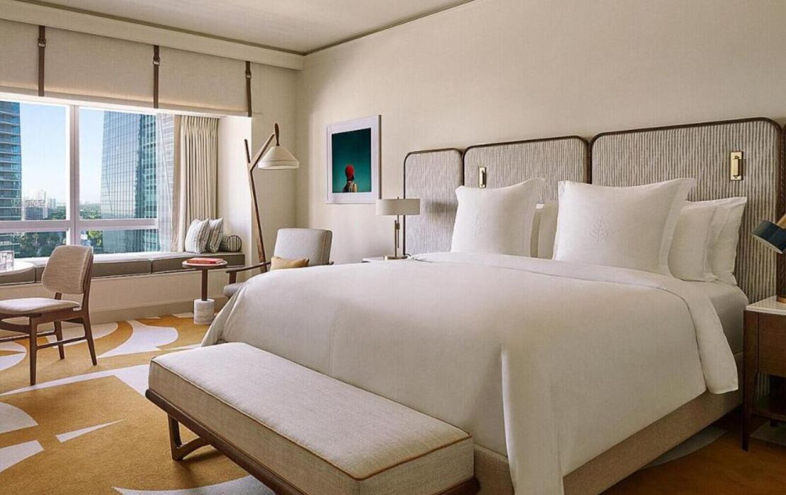 Four Seasons Hotel Miami