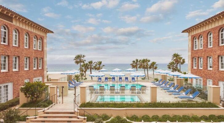 Casa Del Mar