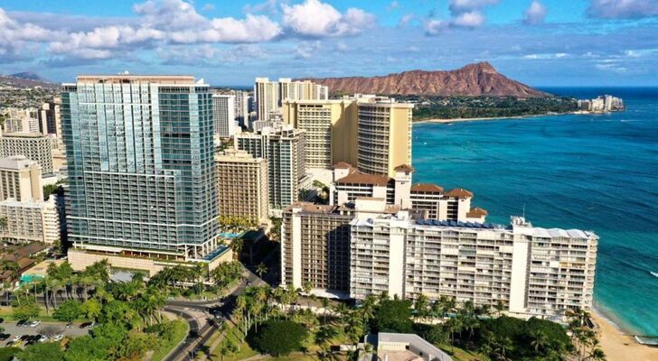 Ka Laʻi Waikiki Beach, LXR Hotels & Resorts