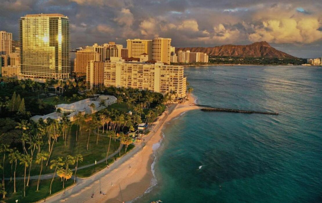 Ka Laʻi Waikiki Beach, LXR Hotels & Resorts