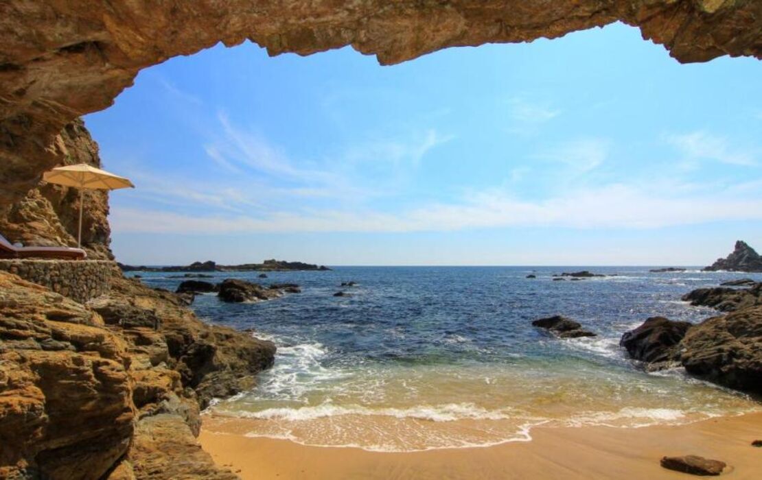 ZOA Hotel - Adults Only