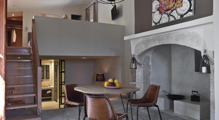 Scalarea Estate Residences