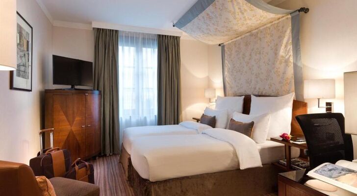 Warwick Grand-Place Brussels