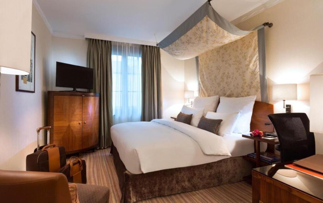 Warwick Grand-Place Brussels