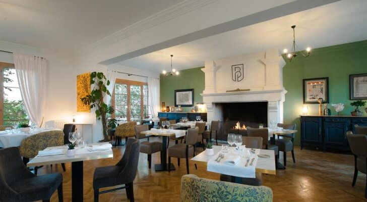 Logis Hotel Le Blason de Provence