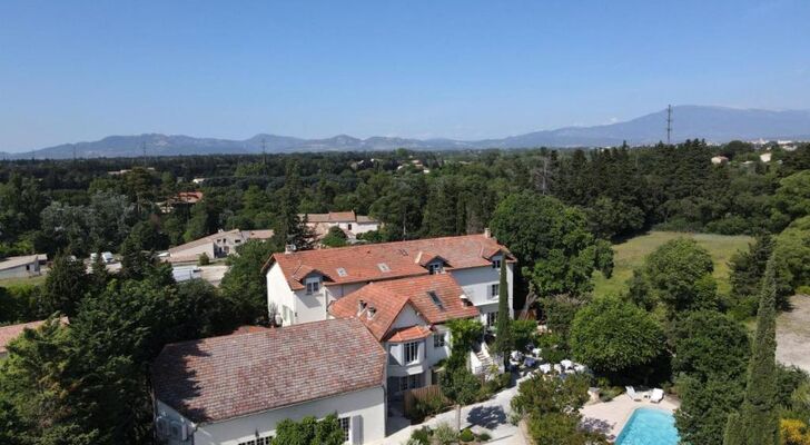 Logis Hotel Le Blason de Provence