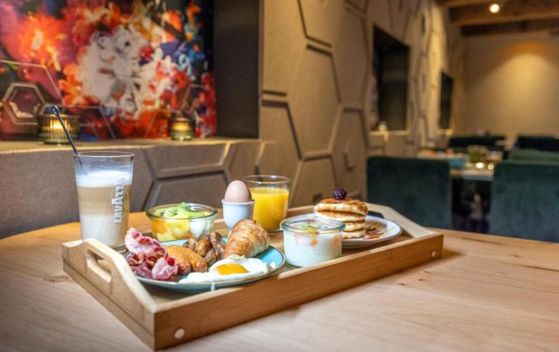 Mister Highland Hotel