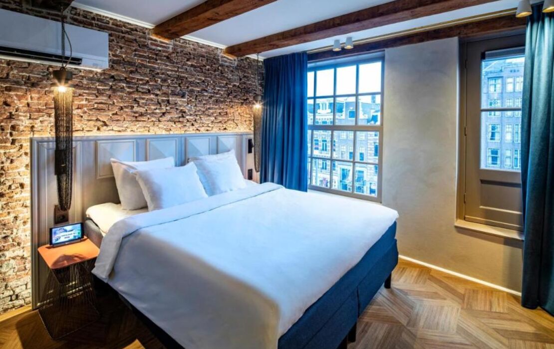 Mister Highland Hotel