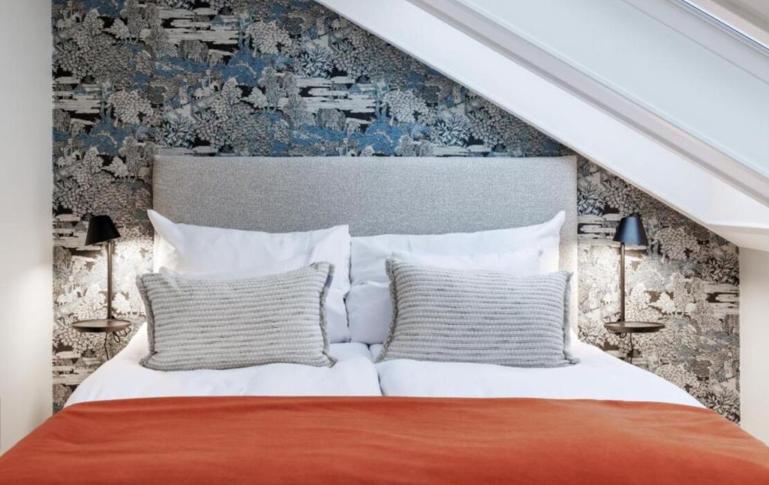 Home Hotel Wellington