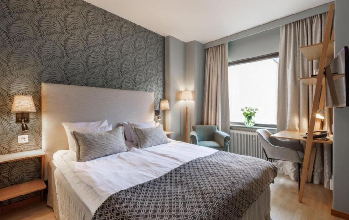 Home Hotel Wellington