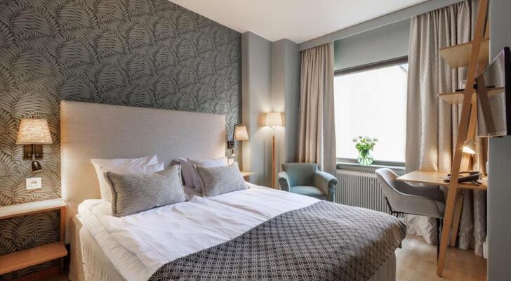 Home Hotel Wellington
