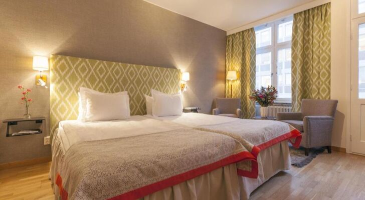Home Hotel Wellington