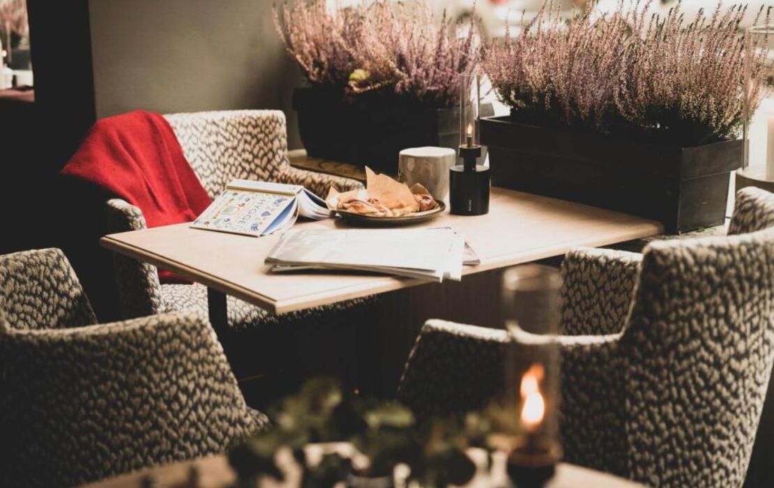 Home Hotel Wellington