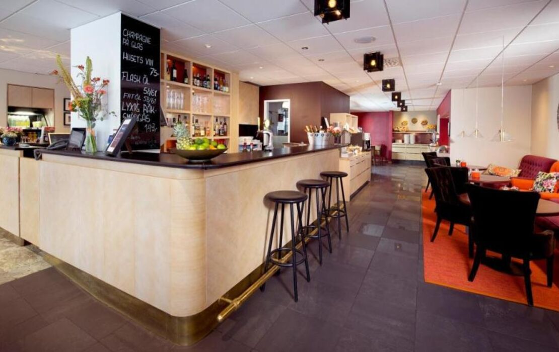 Home Hotel Wellington