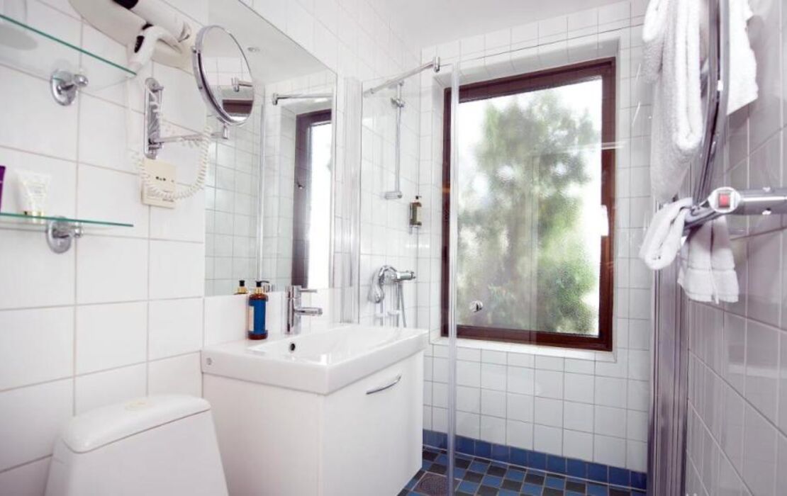 Home Hotel Wellington