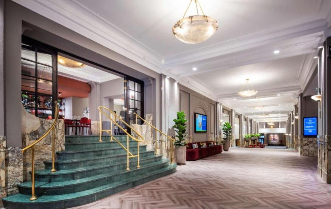 DoubleTree By Hilton Brussels City