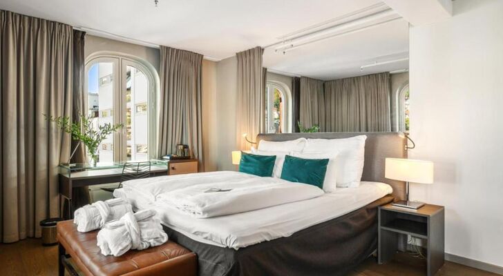 Clarion Hotel Admiral