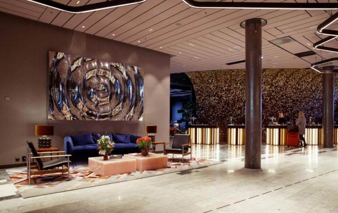 Clarion Hotel The Hub