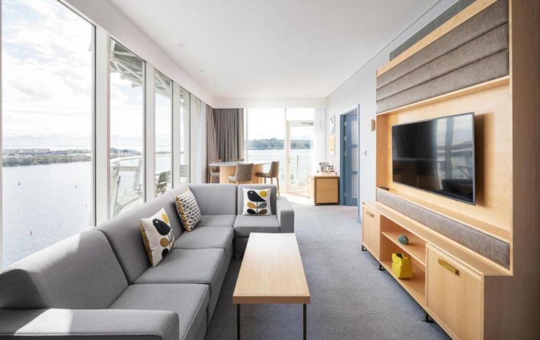 voco St. David's Cardiff by IHG