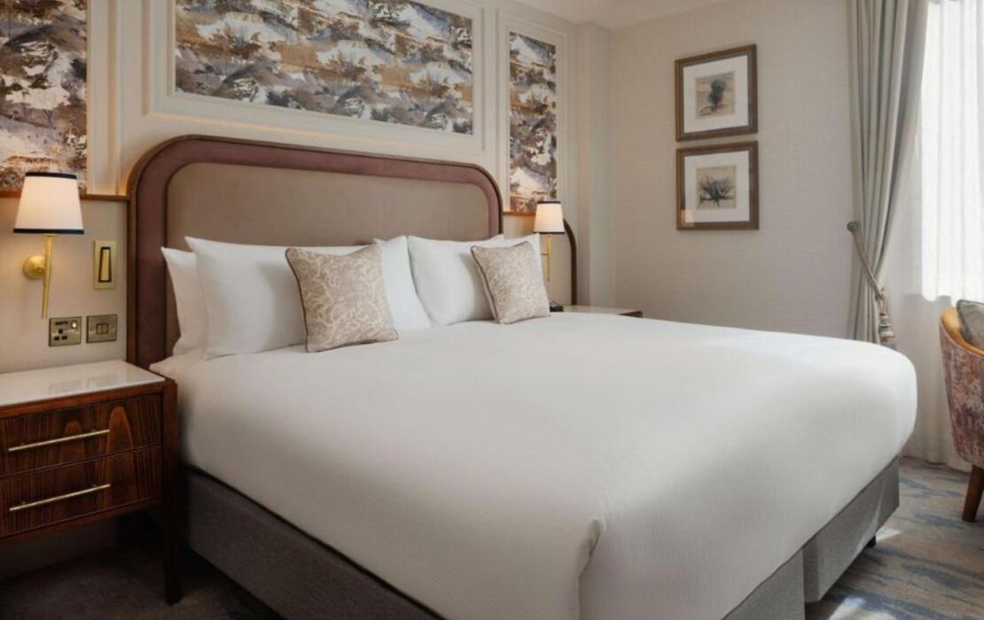 The Caledonian Edinburgh, Curio Collection by Hilton