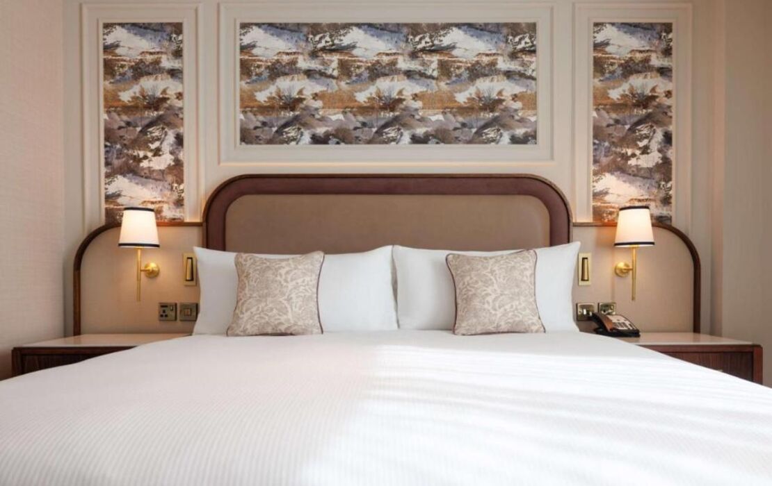 The Caledonian Edinburgh, Curio Collection by Hilton