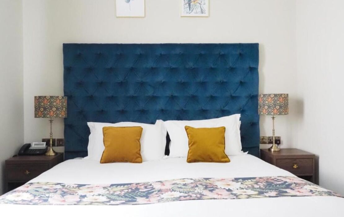 Hotel Collingwood BW Signature Collection