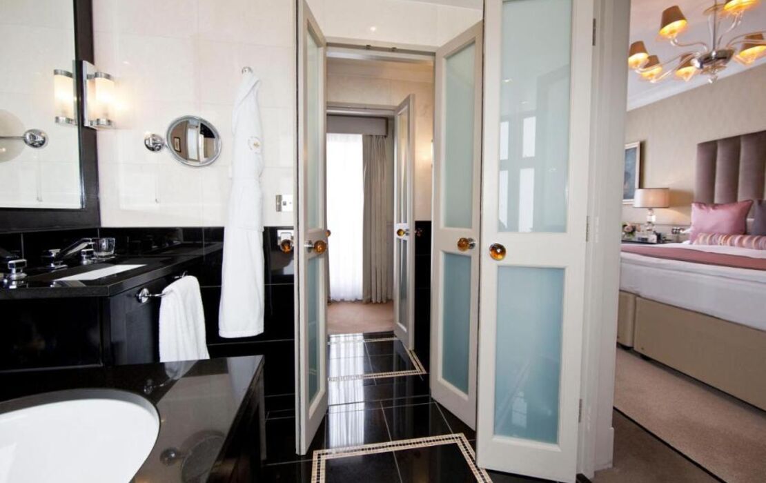 Althoff St James's Hotel & Club London