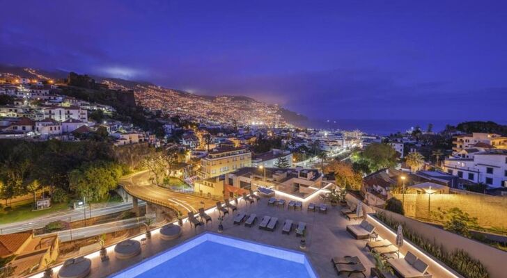 The Views Baia - Adults Only