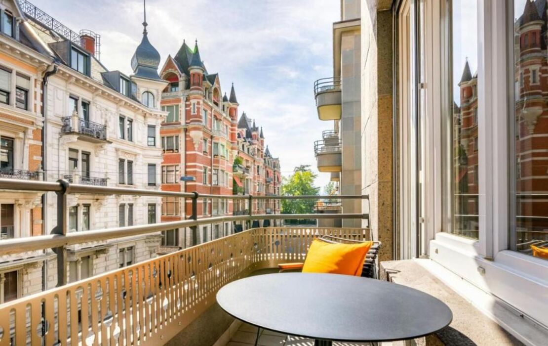 Neues Schloss Privat Hotel Zurich, Autograph Collection