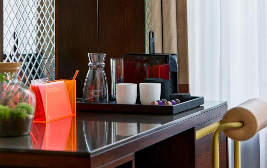 Neues Schloss Privat Hotel Zurich, Autograph Collection