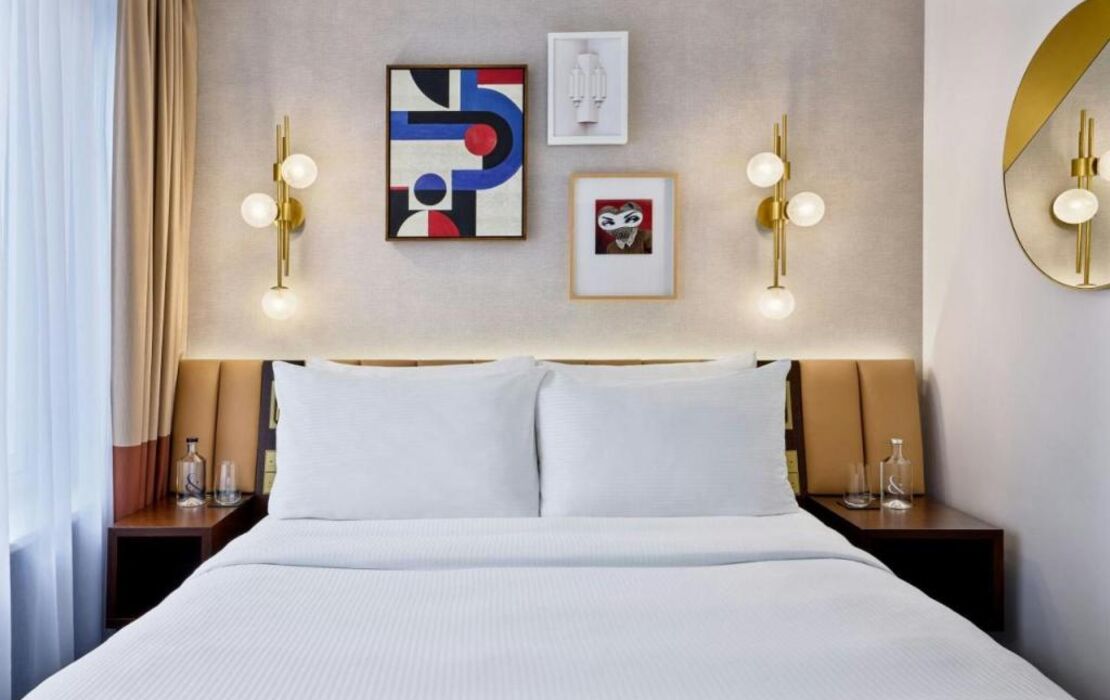 Neues Schloss Privat Hotel Zurich, Autograph Collection